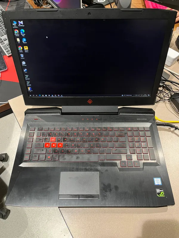 Ноутбук HP Omen 17 3