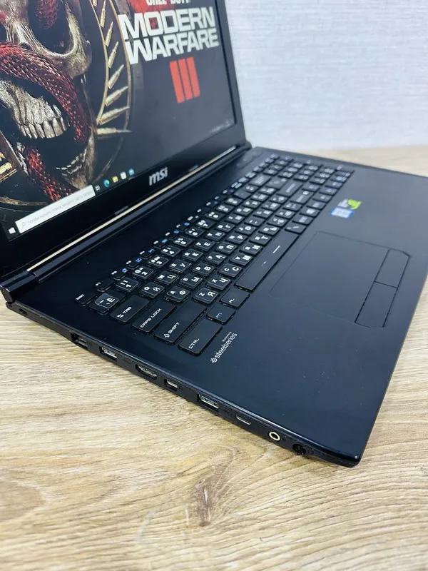 MSI Core i7-8 Ядерный Мощный, Игровой ноутбук для Игр и Программ 8