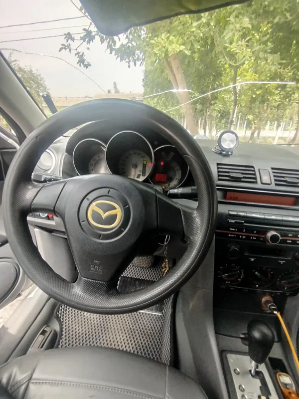 Mazda3 2007yil holati yahshi