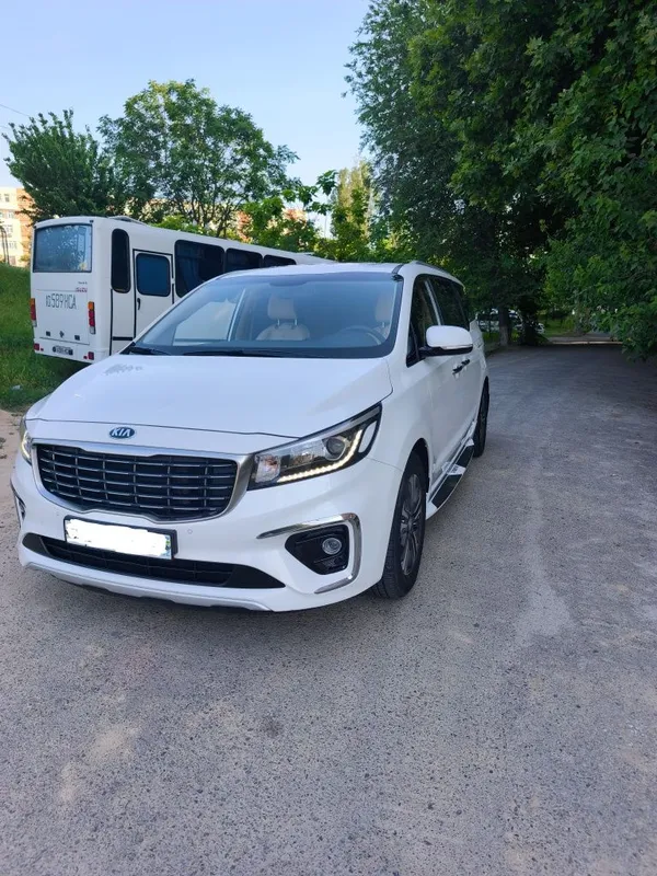 Kia carnival 2019