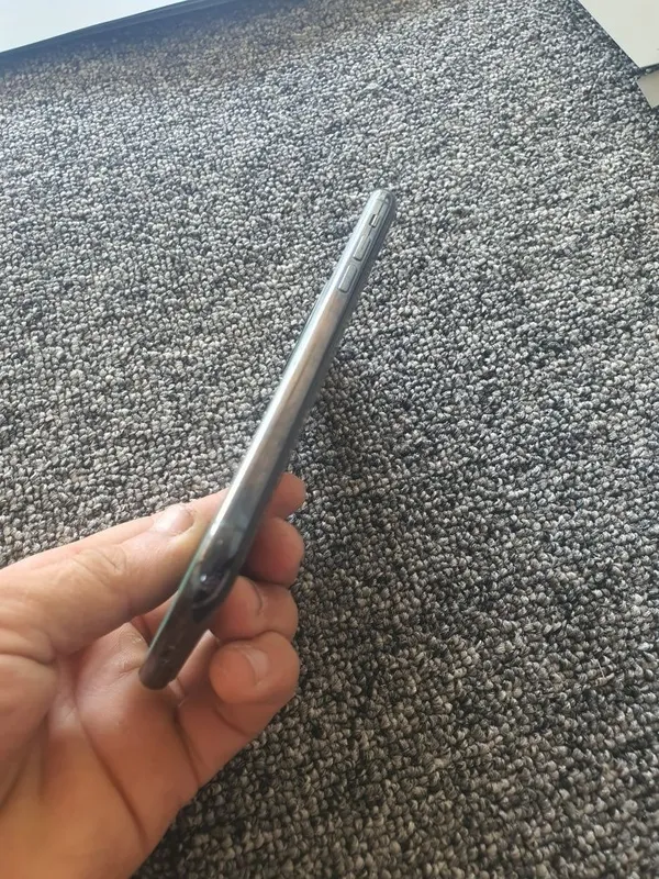 IPhone 11 pro Yonkist 100% Face yuq Ture tone bor Srochni 2 IPhone 11 pro Yonkist 100% Face yuq Ture tone bor Srochni 2