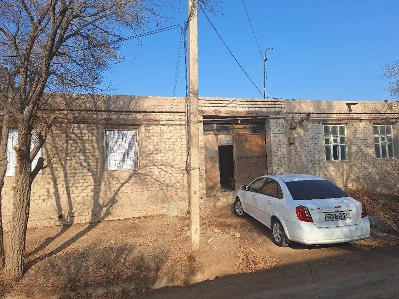 Ховли жой сотилади