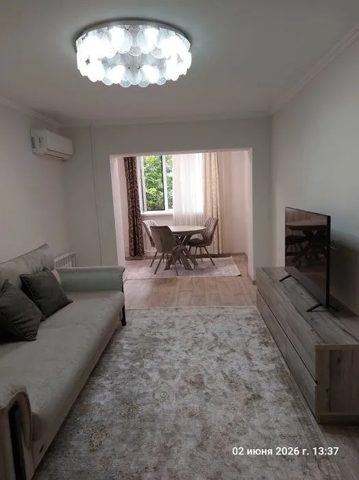 2-комнатная квартира, 60 м², 3/5 этаж (вторичка)