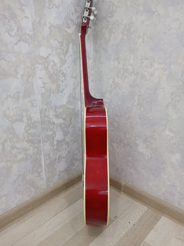 Gitara sotiladi holati yaxshi 2