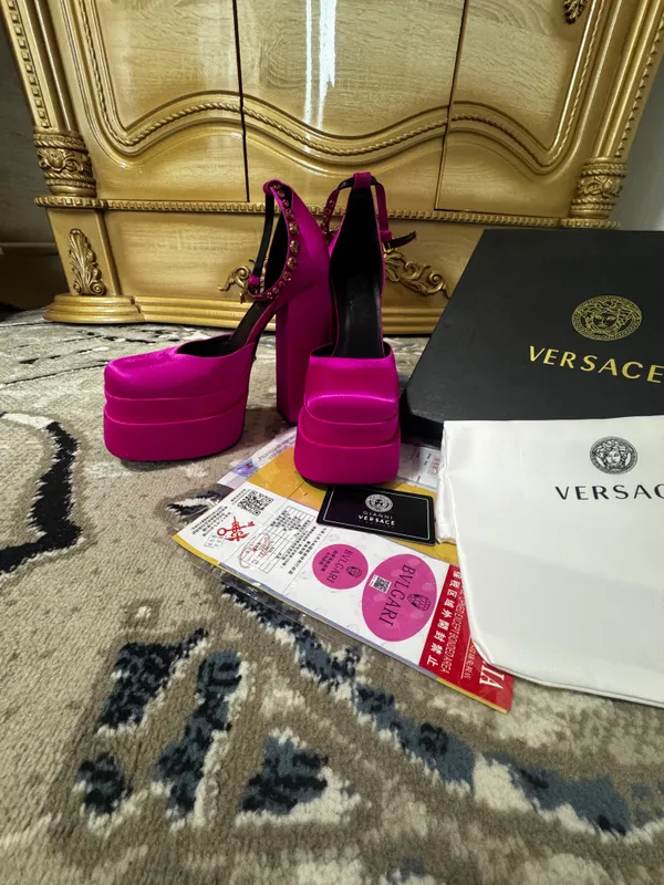 Versace 37 razmer kiyilmagan narxi 250 ming — фото 2