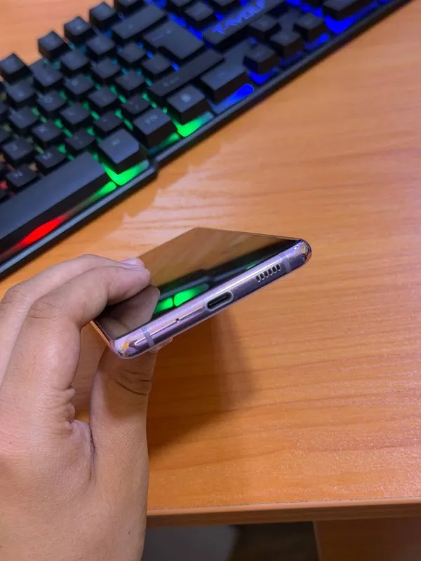 Samsung s21fe 128/8 3 Samsung s21fe 128/8 3