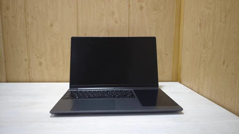 Продаётся ноутбук Intel N100