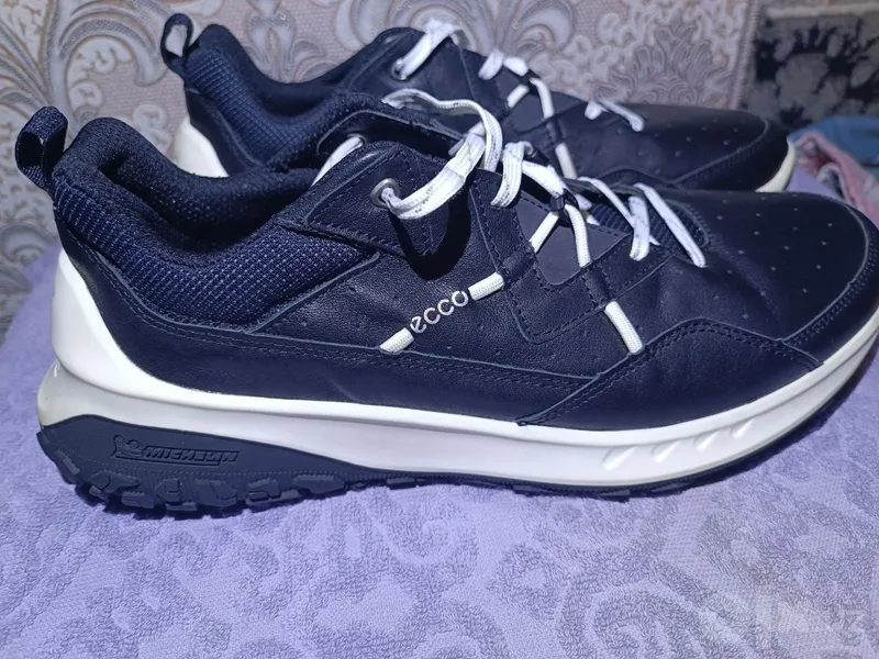 Продаются кроссовки Ecco 1 Продаются кроссовки Ecco 1