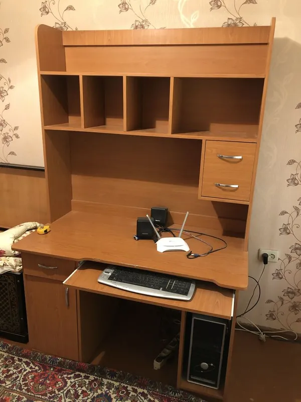 Kompyuterniy stol компютерние столь