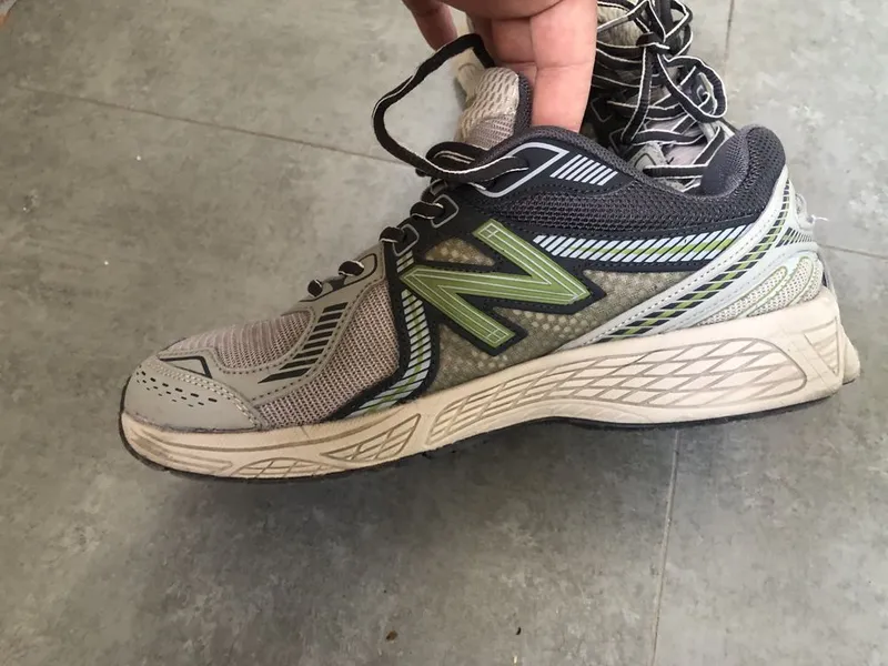 Кросы new balance, и китайская фирма они оба оригинал покупал в китае 3
