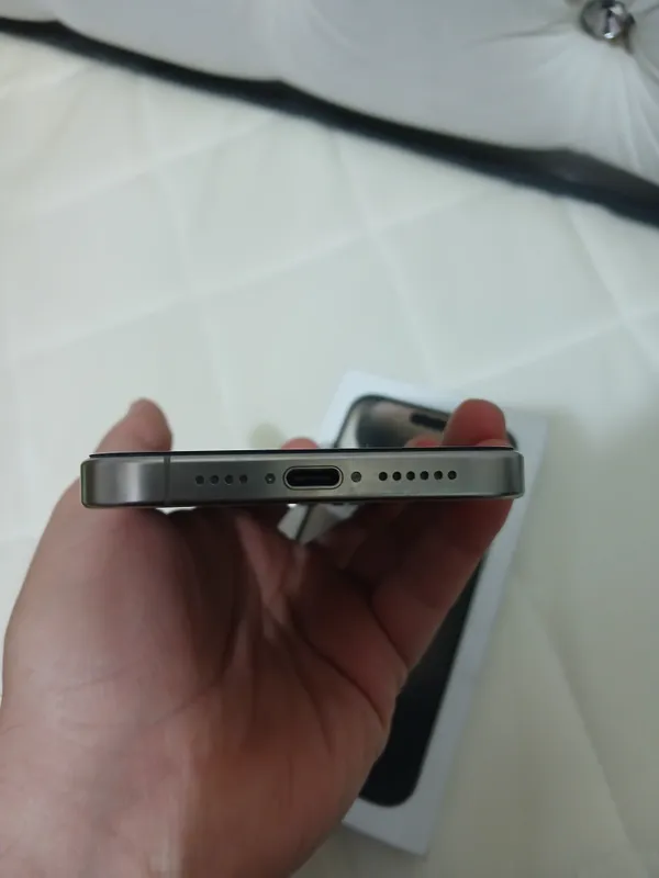 iphone 15 pro max 256gb natural titanium 87% 3