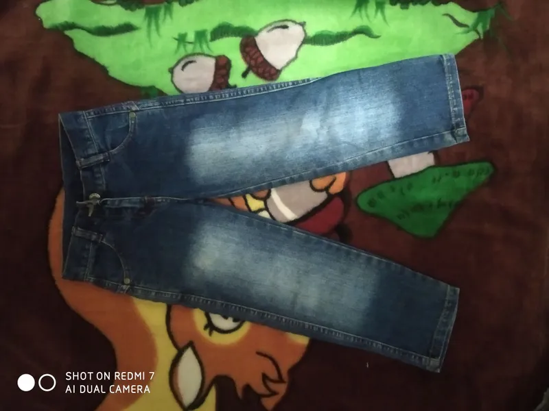 4, 5, 6 yoshli o‘g‘il bolalar uchun shimlar, yaxshi holatda, tukli va tuk-sizlari bor 7 4, 5, 6 yoshli o‘g‘il bolalar uchun shimlar, yaxshi holatda, tukli va tuk-sizlari bor 7