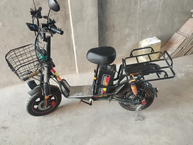 Elektrovelik LARGO MOTORS