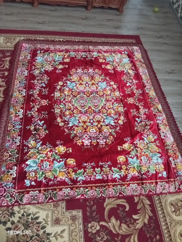 албанский ковёр 2 шт. 1 албанский ковёр 2 шт. 1