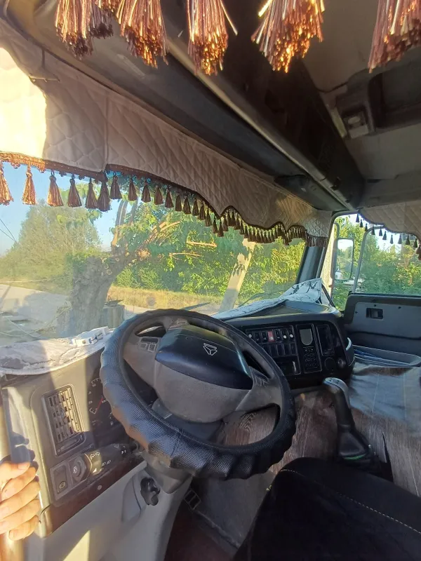 hovo samosval, motor karopka xolati yaxshi 2