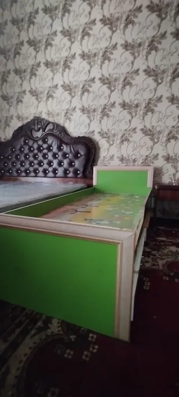 Спальный мебельный комплект 9