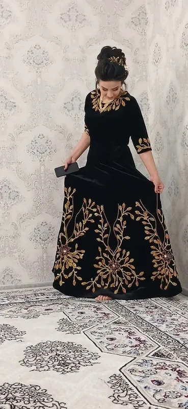 платье чёрное