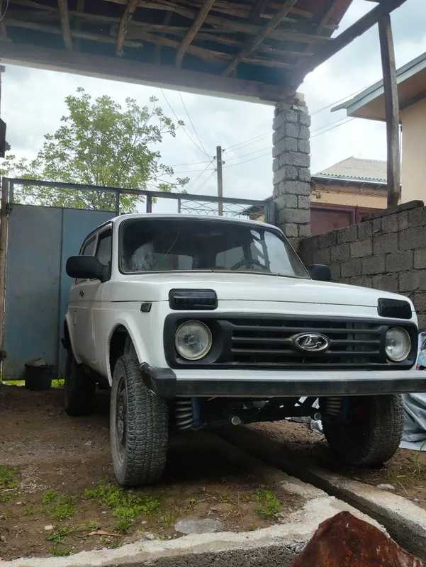 Niva 1983 yil ..