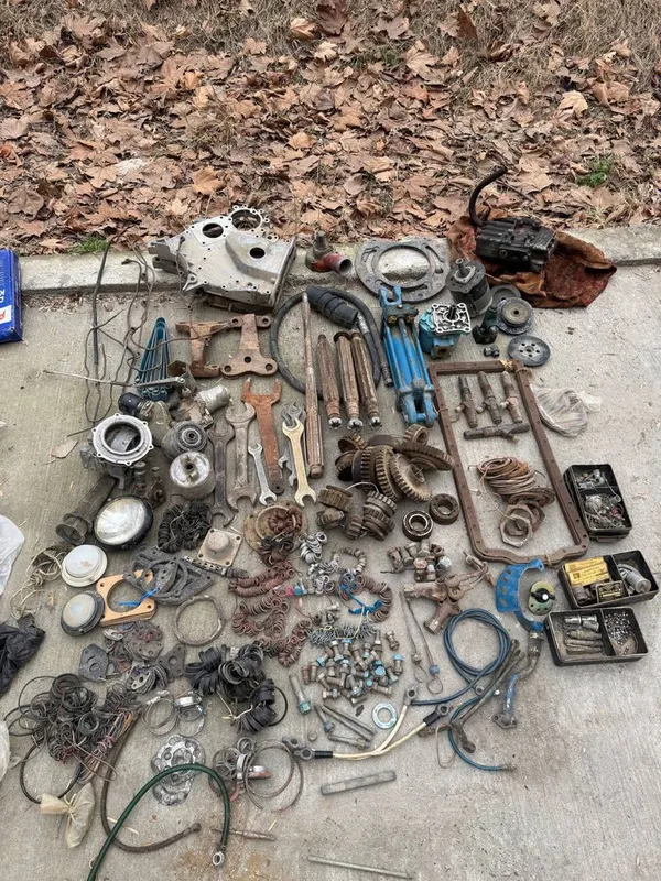 Traktor zapchastlari sotiladi 4 Traktor zapchastlari sotiladi 4