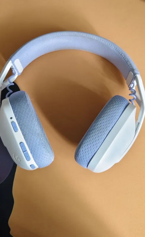 Беспроводные игровые наушники logitech g435 — фото 2
