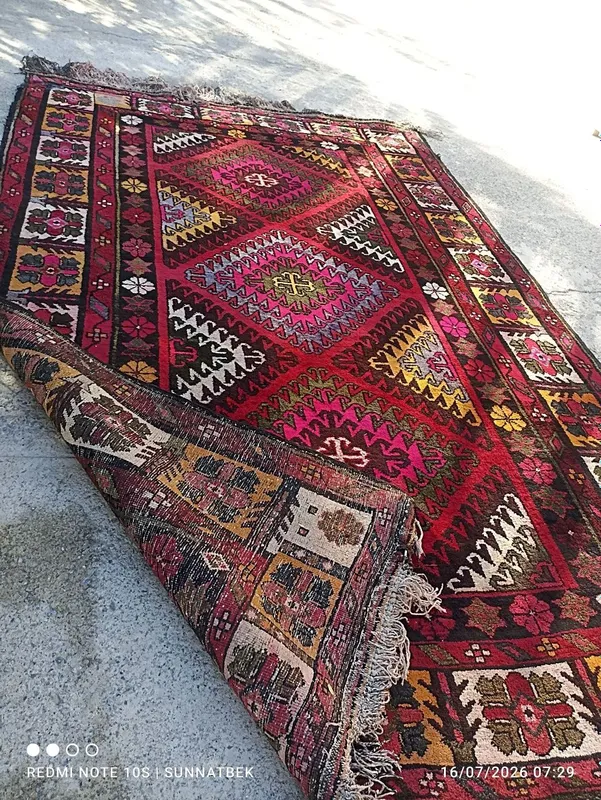 Qadimgi gilam naqshinkor ogʻir gilam 60-70 kg 3 Qadimgi gilam naqshinkor ogʻir gilam 60-70 kg 3