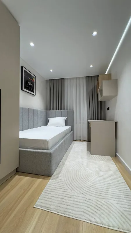 4 xonali kvartira, 70 m2, Mirobod 3
