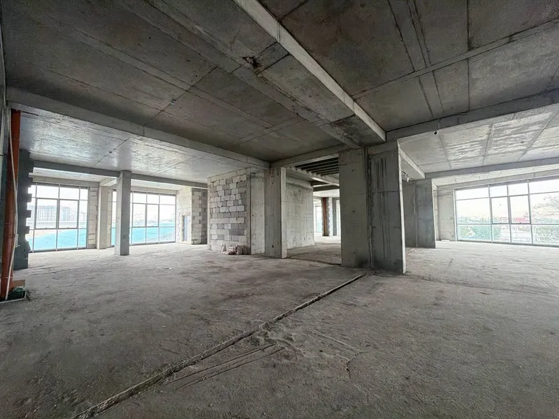 Remax Эльвина | Шота Руставелли офис с Панорамой 841 кв.м — фото 3