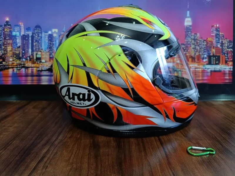 Мото шлем от Японского бренда ARAI QUANTUM e — фото 4