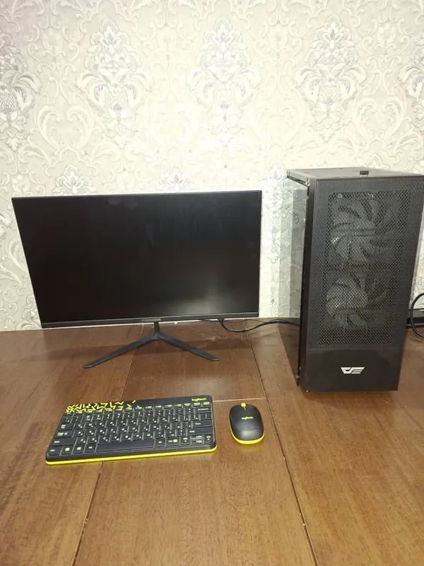Pc monitor tez sotiladi Pc monitor tez sotiladi