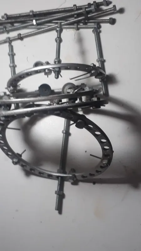 Ilizarov apparati 3 Ilizarov apparati 3