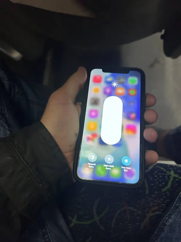Iphone 11 pro bor holati ideal — фото 1