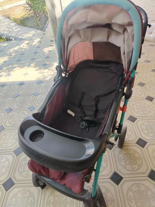kolyaska sotiladi juda qulay va baquvvat — фото 1