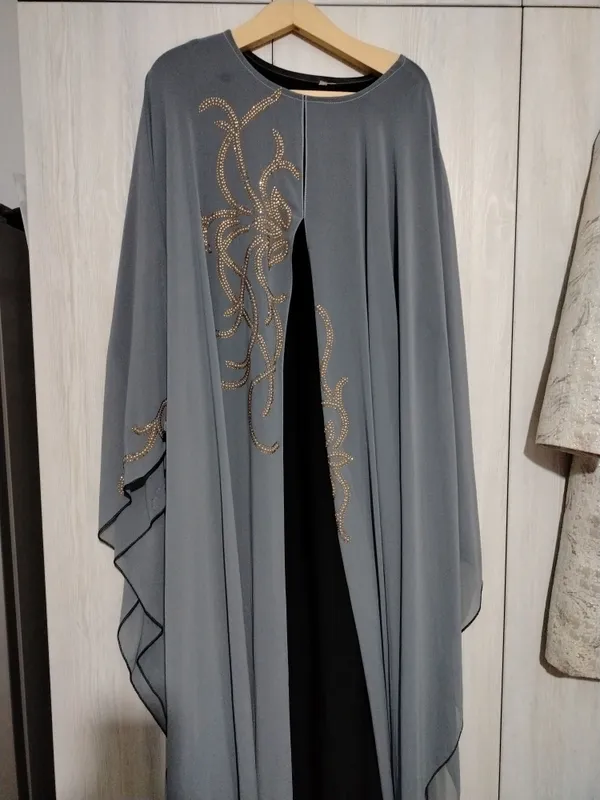 Abaya Turkiya 56razmer 2 martta kiyilgan