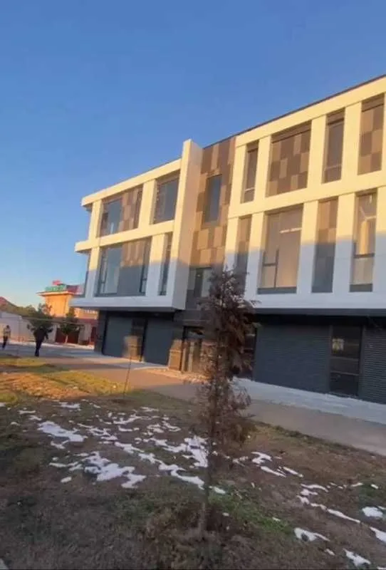 Продается коммерческое здание в Сергелийском районе