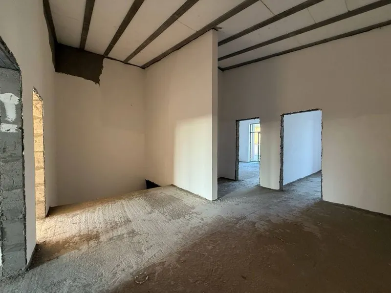 2 sotiq maydonga ega foydali maydoni 240 m2 sotiladi #a299 — фото 3