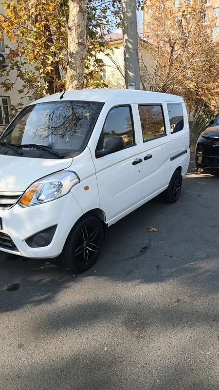 Foton grantour v3 miniven mashina pradayotsa 3 Foton grantour v3 miniven mashina pradayotsa 3