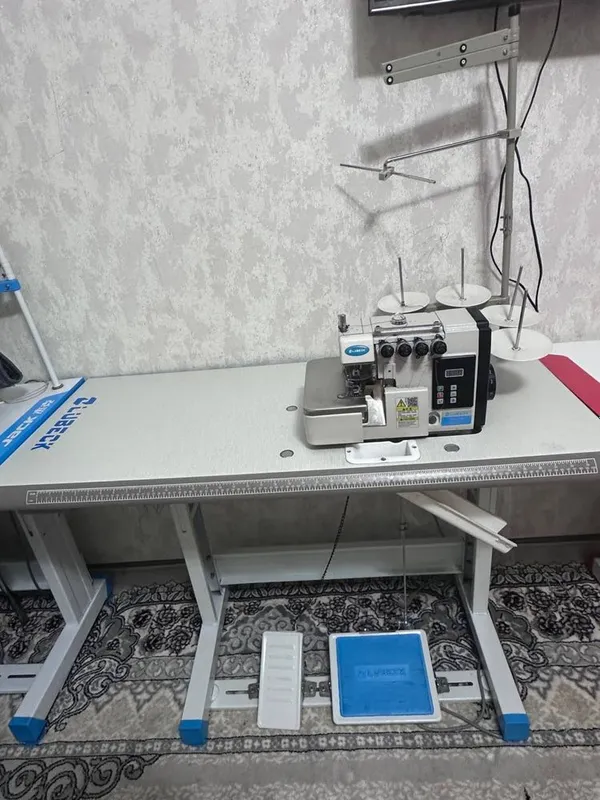 Тикадиган мошина 4 Тикадиган мошина 4