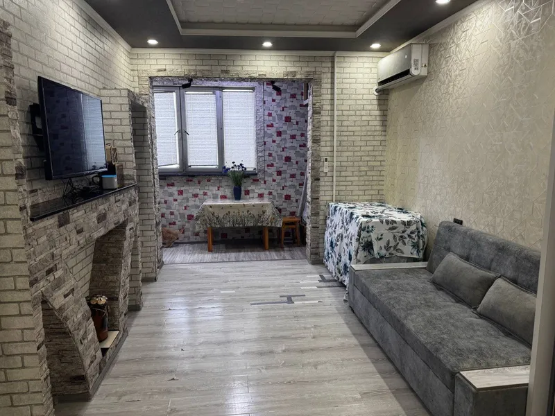продажа 2 комнатная массив куйлюк 2 9