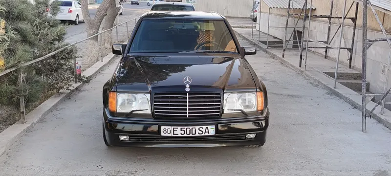 Мерседес 124 волчок Е500 2