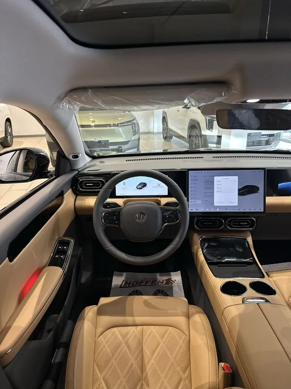 Leapmotor C01 smart 2026 — фото 1