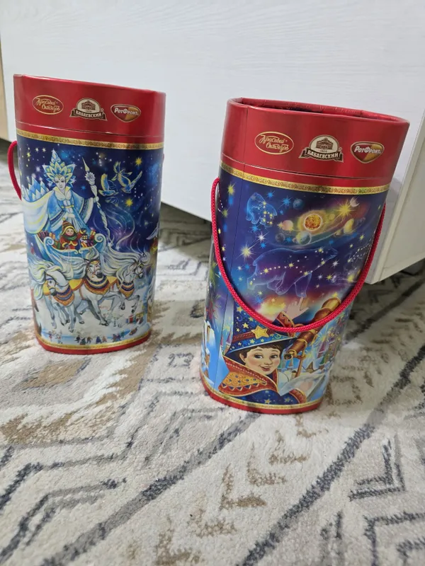 Праздничные новогодние коробки
