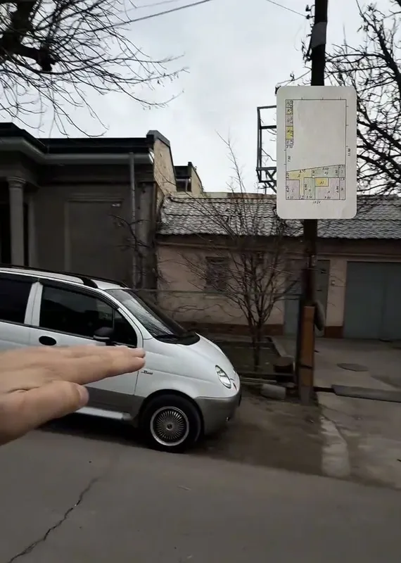 Продажа участка 6 соток Циолковская фасад 20-30 ширина есть полисадник — фото 4