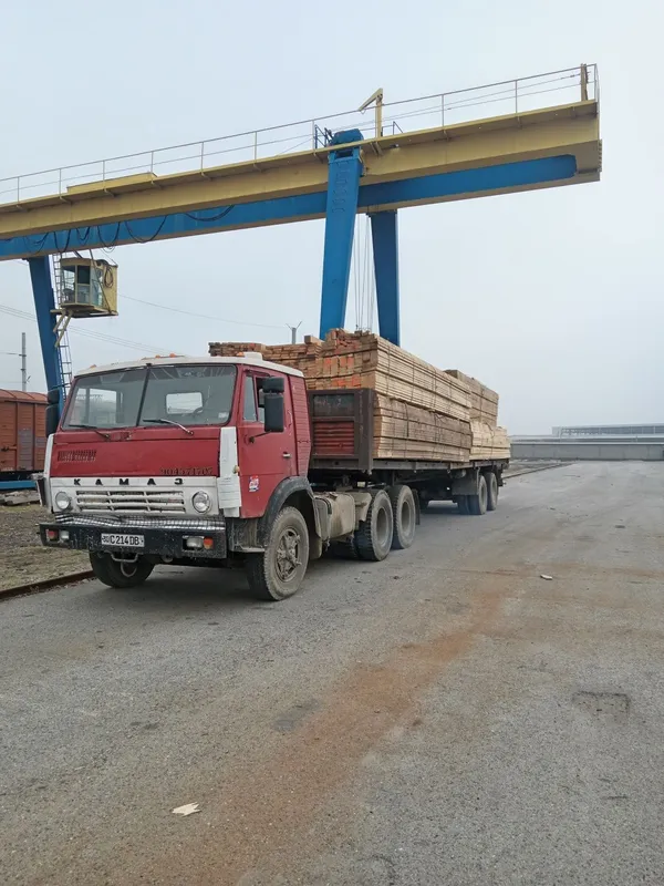 Камаз шаланда 87.йил.прицеп.86. 4
