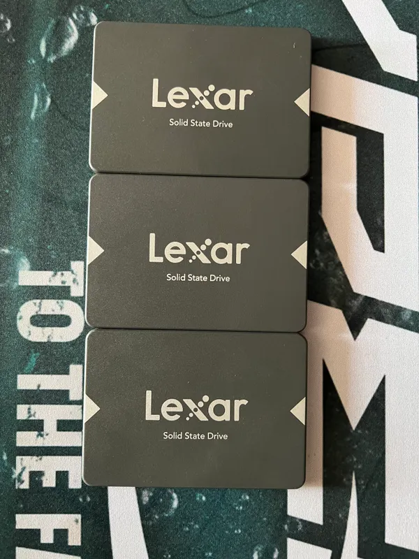Новые и б/у SATA SSD Lexar 2 Новые и б/у SATA SSD Lexar 2