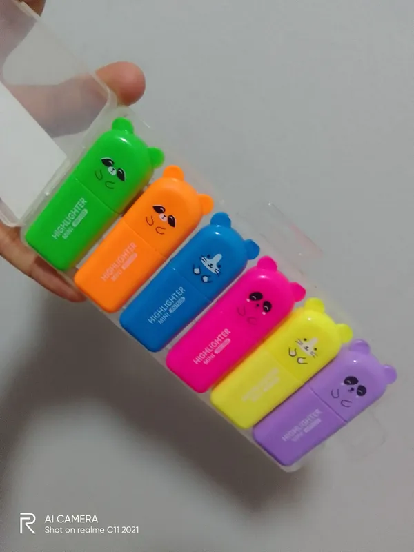 Highlighter pen ,marker 2 Highlighter pen ,marker 2