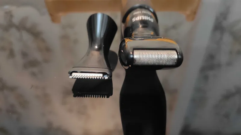 Philips series 1000 Ultra precise beard styler - стайлер для бороды — фото 3