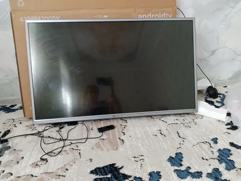 Shivaki 43 lik Tv satiladi
