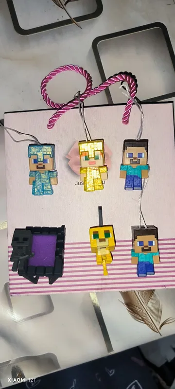 Продам фигурки Kinder Joy Minecraft Продам фигурки Kinder Joy Minecraft