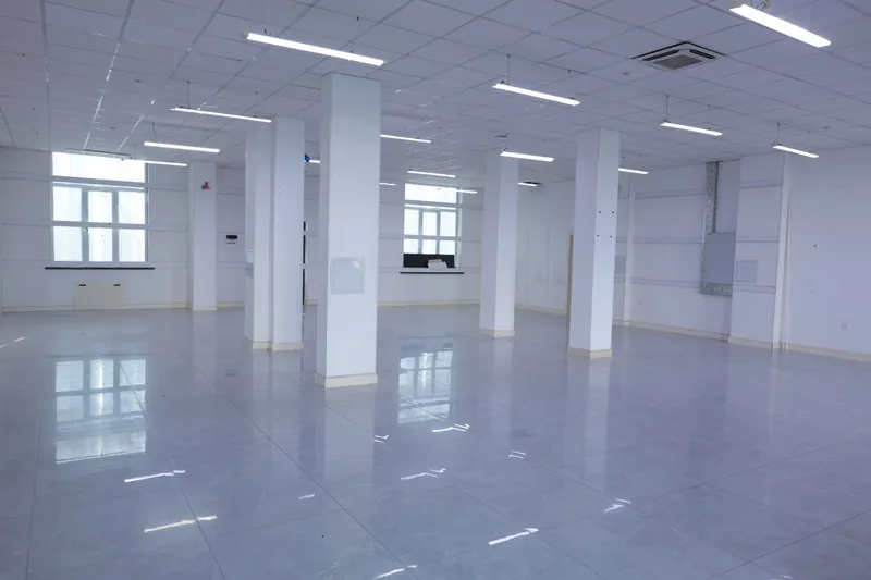 Аренда коммерческого помещения 200 м² 3 Аренда коммерческого помещения 200 м² 3