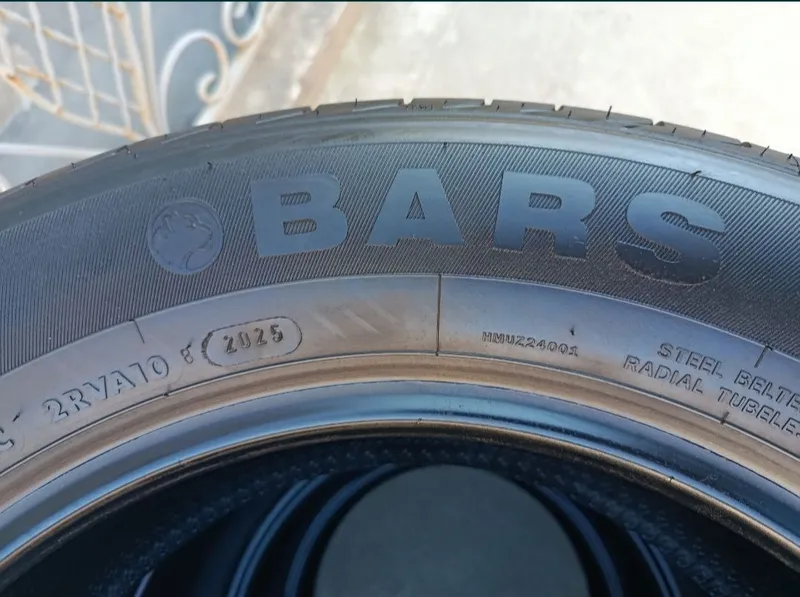 Balon sotiladi 215/60 R16 Ideal xolatda — фото 5